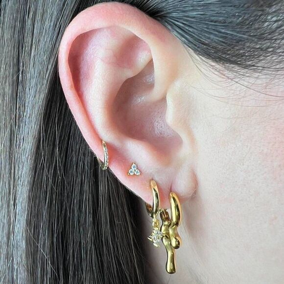 New! “Paulina” Swirl Gold Drop Earrings - Picture 4 of 6